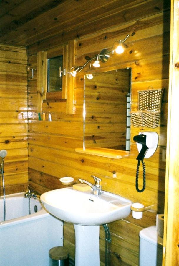 Chalet de 2 chambres avec terrasse amenagee a Sixt Fer a Cheval Extérieur photo